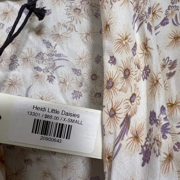 NWT Rolla’s Heidi Little Daisies Blouse Size XS - Picture 9 of 10